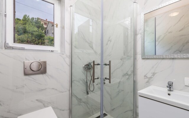 Beautiful Home in Matulji With Wifi and 3 Bedrooms