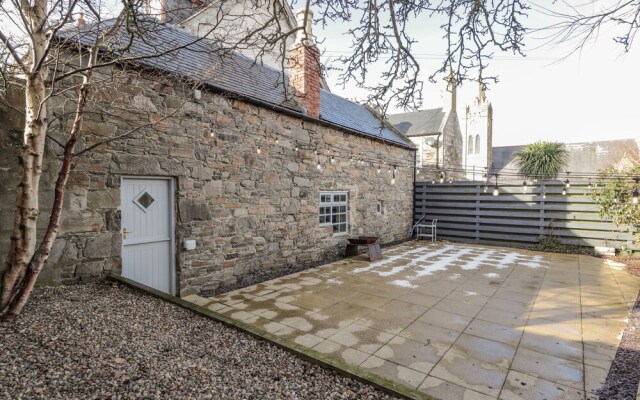 1 Seafield Street