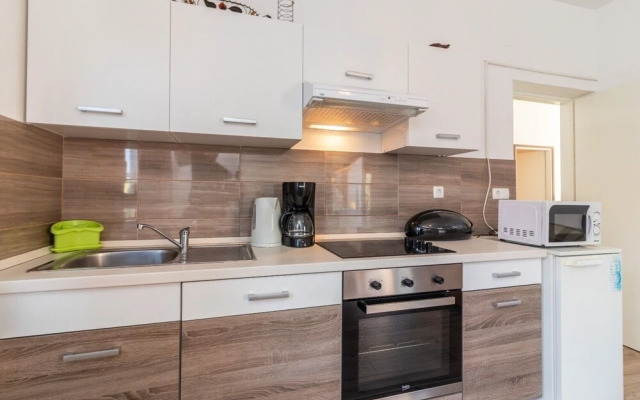 Rezikica - Green Oasis - A2