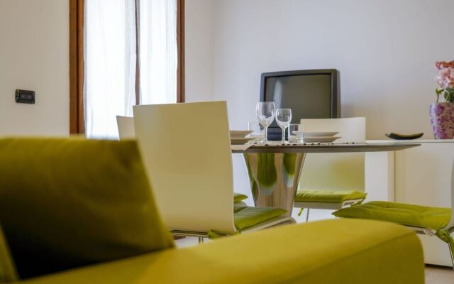 Viserbella Cozy Apartment