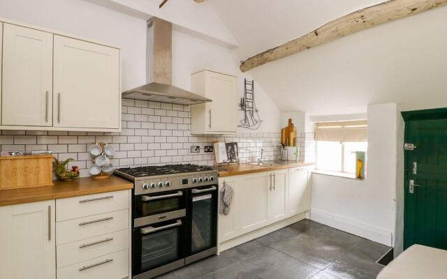 Knolls Farm Cottage
