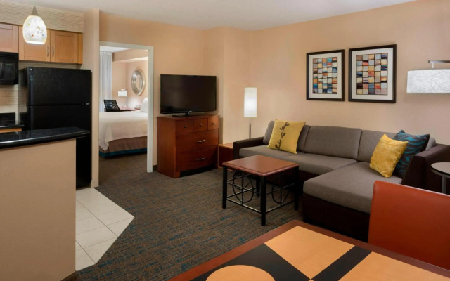 Residence Inn by Marriott Toronto Downtown / Entertainment District