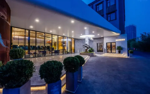 Home Inn Selected (Shanghai Lujiazui, Expo Center)