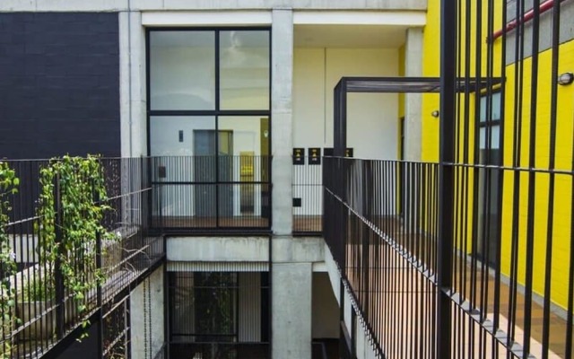 w Beautiful Loft With Balcony in Laureles