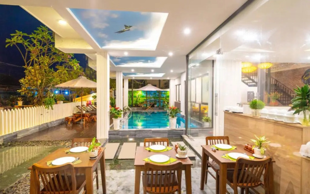 Hoi An Grace River Villa