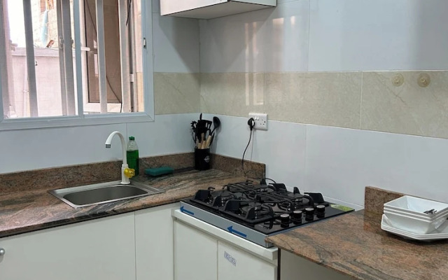 Luxury Shortlet Apartment LBS, AJAH
