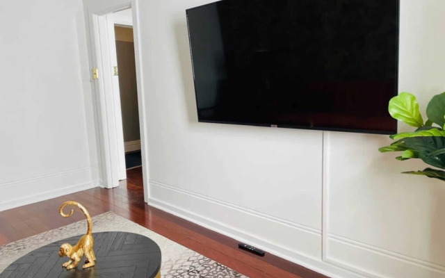 Exotic 1 Bedroom Apartment in Perth