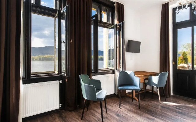 Hotel Vár Kastélyszálló