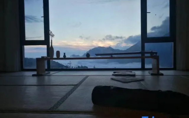 Yi Shuang Ren Hostel