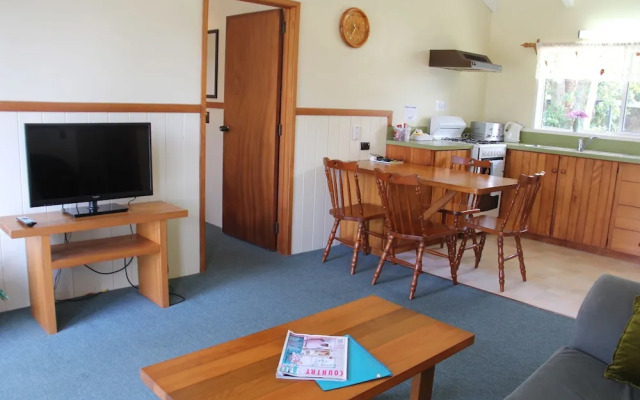 Saints Holiday Apartments