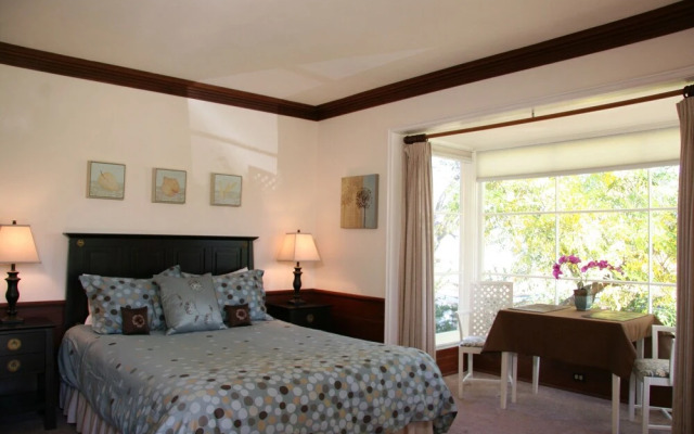 Ojai Retreat & Inn