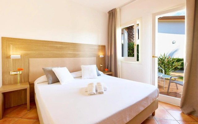Heracles Village Hotel