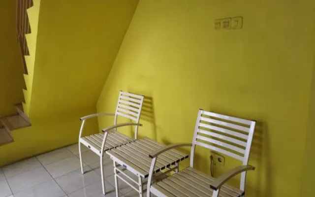 Hotel O Penginapan Permata Hijau Syariah Near Bukit Teletubbies