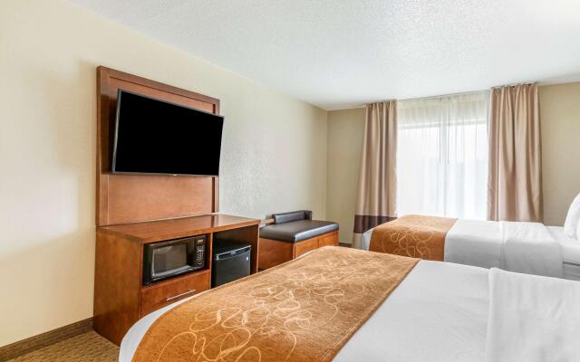 Comfort Suites Grand Rapids North