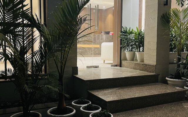 Hotel The Royal Vista