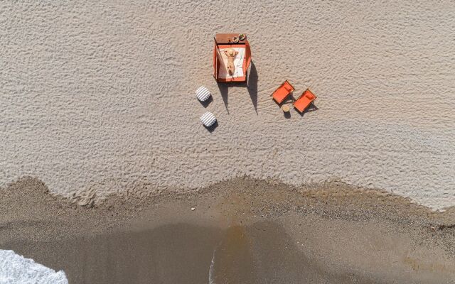 Aquila Rithymna Beach