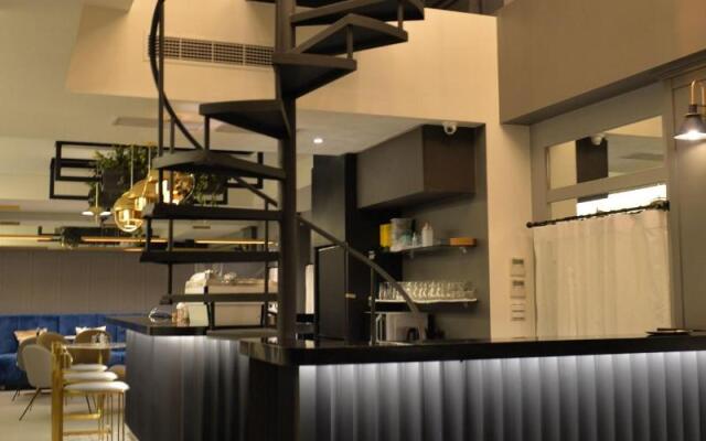 Slow Town Hotel - Konkai