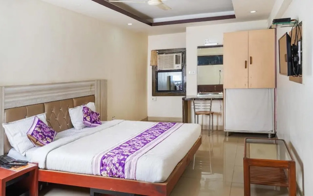 Hotel Om Plaza