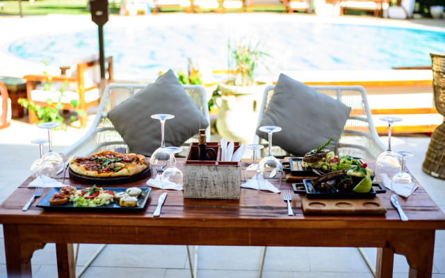 Suites hotel les charmilles & spa