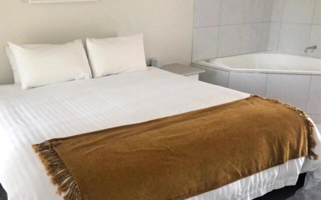 Best Western Cathedral Motor Inn