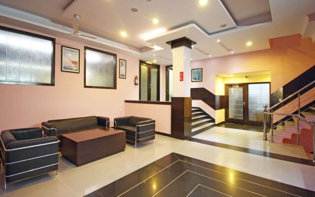 OYO 4754 Hotel Center Point