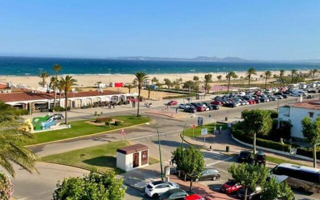 Bahia2-5-501 à la 100 m de la plage d’empuriabrava