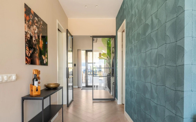 Water Villa With Infrared Sauna and Jetty