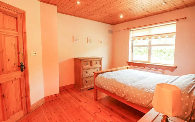 4 Killimer Road