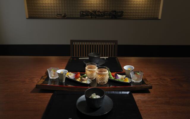 Niseko Konbu Onsen Tsuruga Besso Moku No Sho