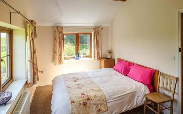 Glebe Farm Cottage
