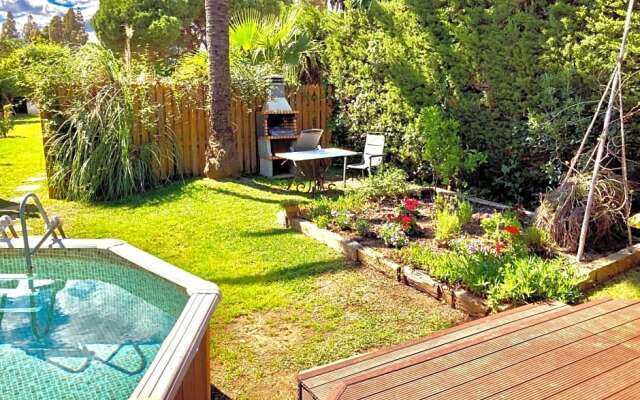 Romantic Private Cabin