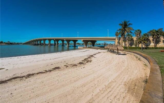 Bahia Vista 7115 - Two Bedroom Condo