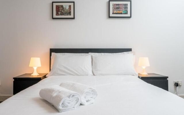 OYO Home 109 Old Nichol Street