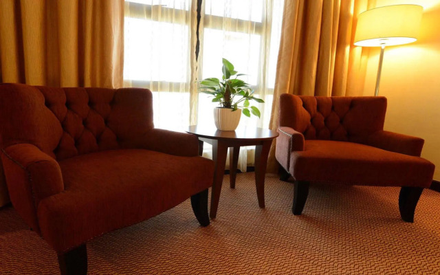 Grand Puteri Hotel