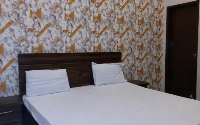 Karachi Hotel & Guest House