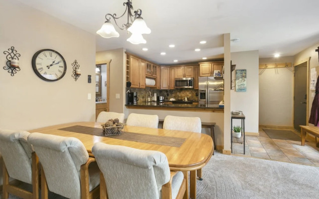 Beaver Creek West S2 - 3 Bedroom 3 Condo by RedAwning