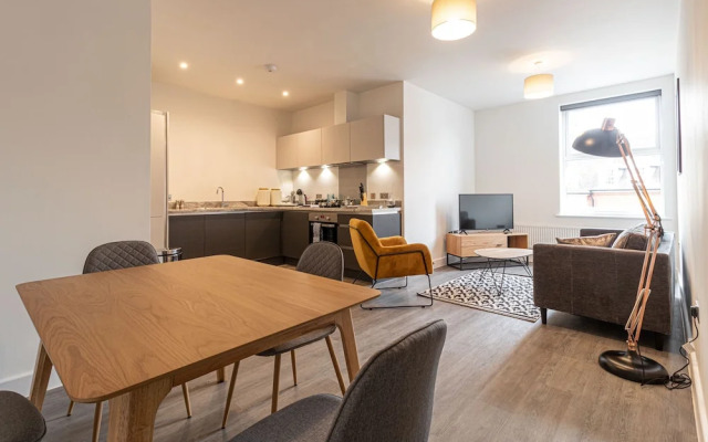 Luxurious 2-Bed apartment in Solihull - NEC / BHX