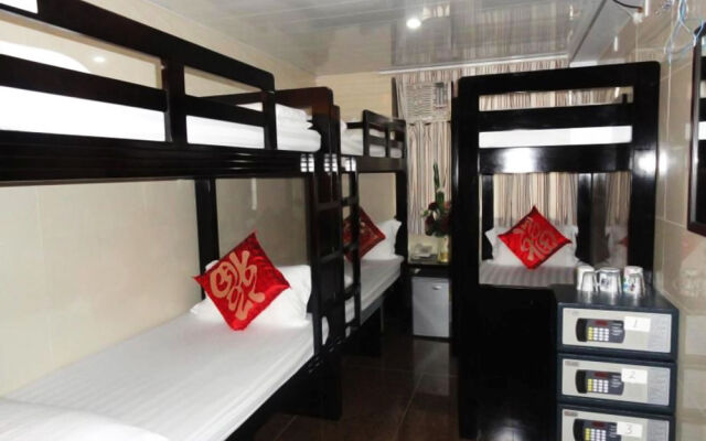 Oriental Pearl Hostel