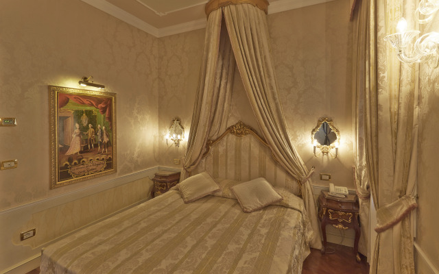 Hotel Canal Grande