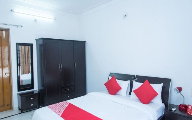 OYO 11064 Home Elegant 3BHK Villa Near Hiran Magri
