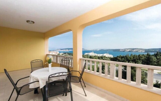 Nice Home in Seget Donji With Wifi and 12 Bedrooms