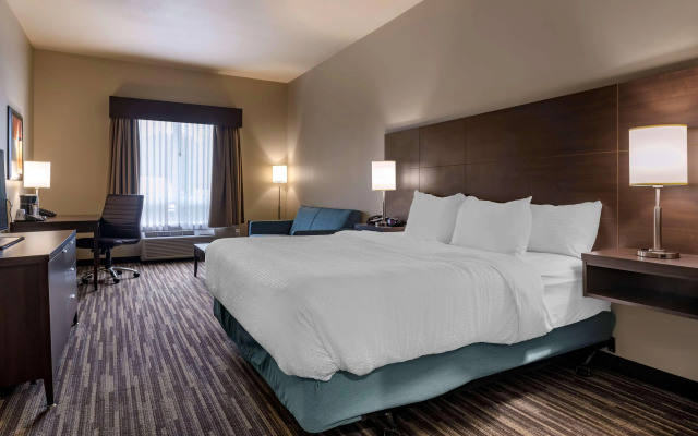 Best Western Plus Dartmouth Hotel & Suites