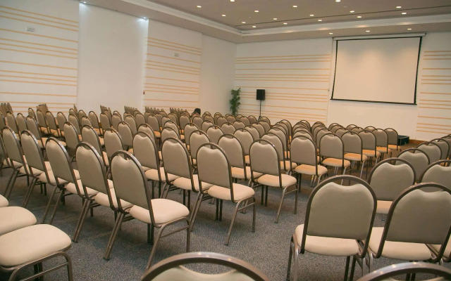 Mercure Macaé