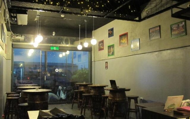 The Way Hostel & Bar