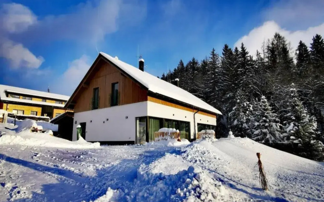 Comfortable Villa With Beautiful View