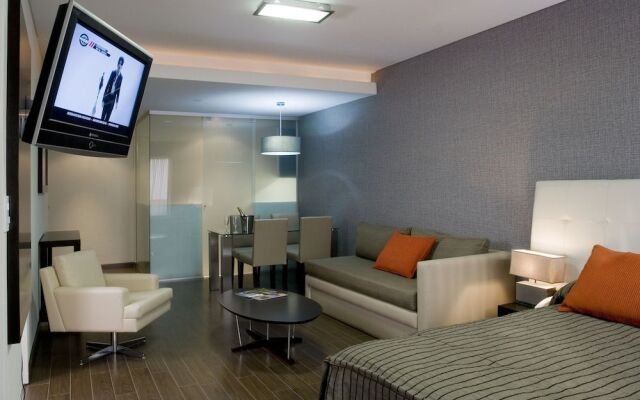 Ayres Plaza Apartments