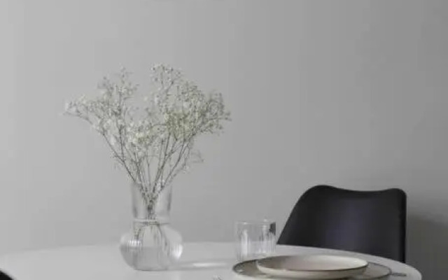 Lovely two room unit with free parking