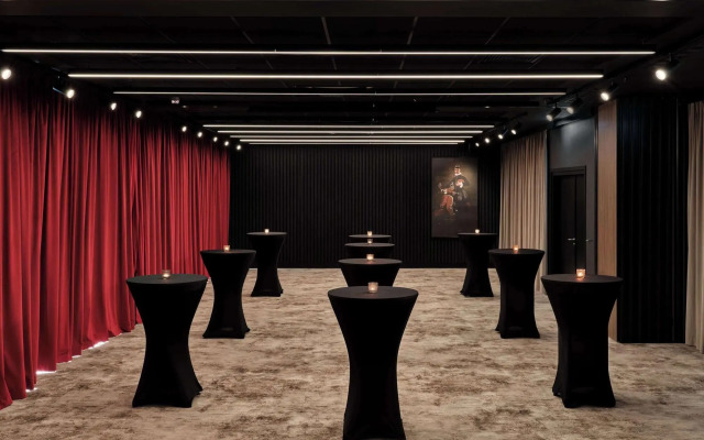 Radisson RED Hotel & Radisson RED Apartments, Kraków