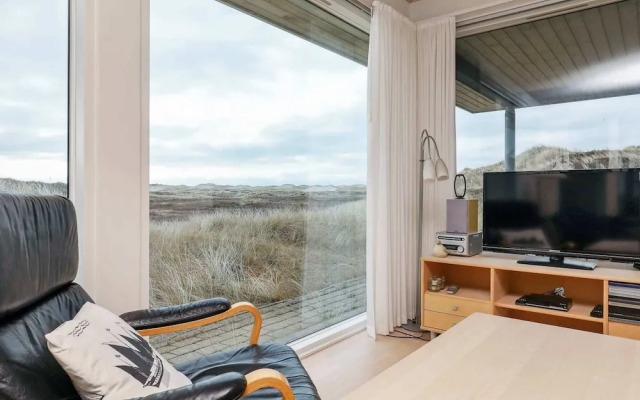 10 Person Holiday Home in Hvide Sande