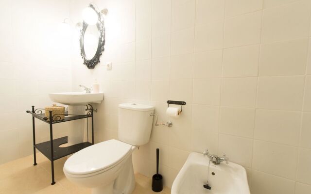 Sevilla Apartments Alfaqueque